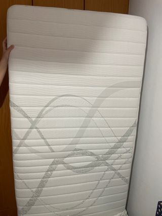 Colchón individual 90cm a penas con uso.