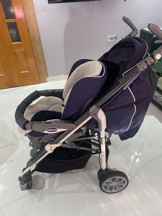 Carro de bebé con capazo
