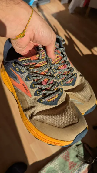 Brooks Cascadia 16 Talla 45.5