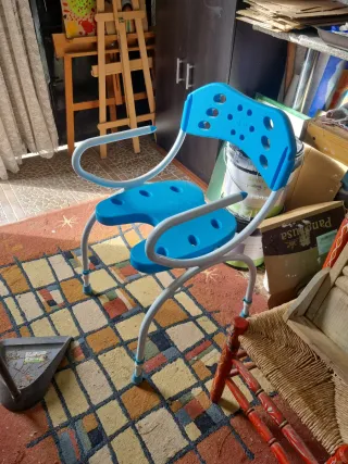 Silla Ortopédica Ducha Azul y Blanca