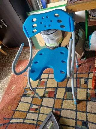 Silla Ortopédica Ducha Azul y Blanca