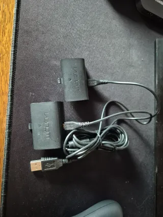 Controller Xbox One + Batterie Ricaricabili