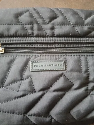 Bolso Paco Martinez Negro Acolchado