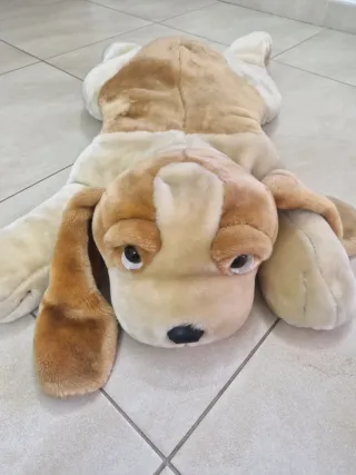 Peluche cane sdraiato grande