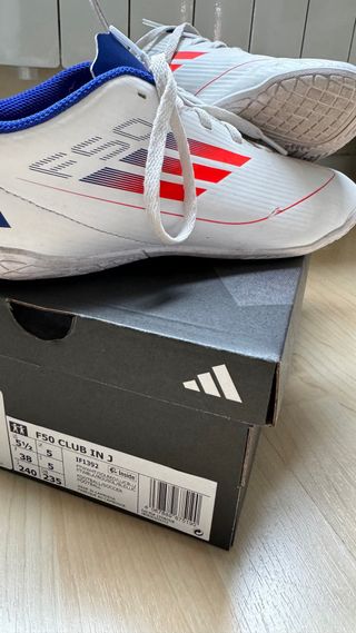 Zapatillas Adidas F50 Club Talla 38