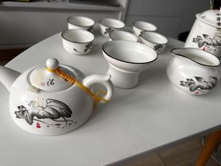 Vajilla asiática de porcelana