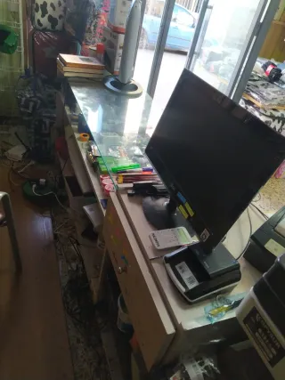 Vitrina expositora cristal y metal