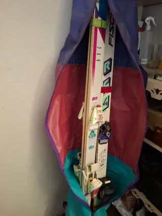 Bolsa de esquí. Pareja de tablas con fijaciones