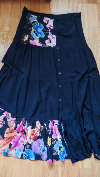 Falda larga estampada L