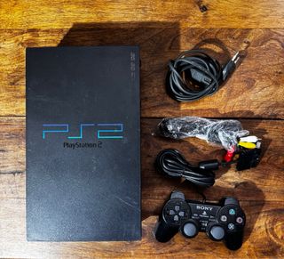 Consola PS2 Fat Negra + Mando y Cables