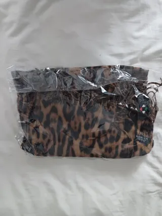 Sciarpe con stampa animalier