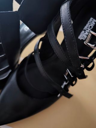 Zapatos Michael Kors Negros Tacón