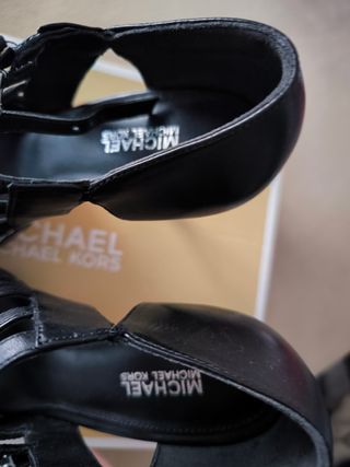 Zapatos Michael Kors Negros Tacón