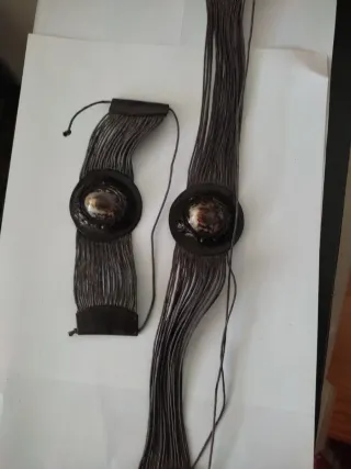 Conjunto Gargantilla y Pulsera en cuero y concha