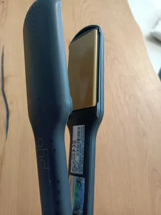 Plancha GHD Gold Max Styler Negra y Dorada