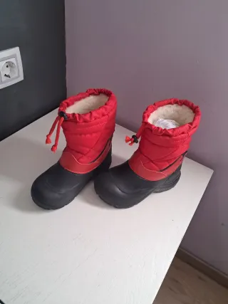 Botas de Nieve Rojas y Negras talla 29/30
