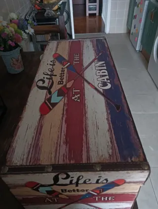 Baúl decorativo madera y metal