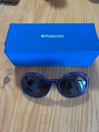 Gafas de sol Polaroid Morado/Negro. Niña/ niño