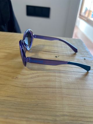 Gafas de sol Polaroid Morado/Negro. Niña/ niño
