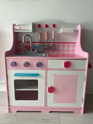 Cocinita de madera Imaginarium rosa