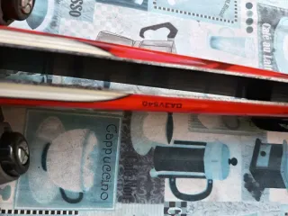 Esquís de montaña y pista