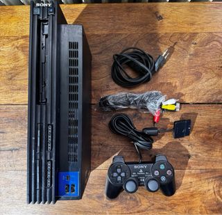Ps2 Fat Negra con Mando y Cables