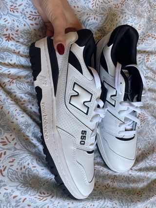 Zapatillas New Balance 550 Blancas y Negras