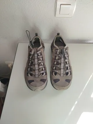 Zapatos senderismo Quechua Talla 40