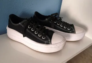 Converse plataforma negras y blancas