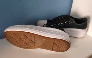 Converse plataforma negras y blancas