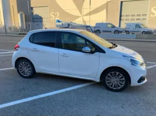 Peugeot 208 2018