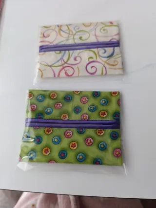 Porta sciarpe per fazzoletti o carte