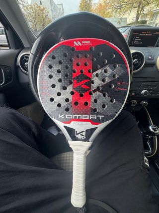 Pala de pádel Kombat Fuji