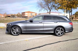 Mercedes-Benz Clase C220d Estate AMG Line