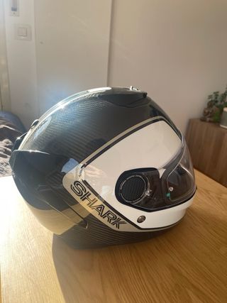 Casco de moto Shark Spartan Carbon Priona.