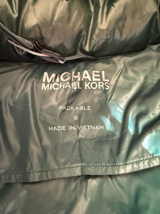 Chaqueta Michael Kors verde packable Talla S