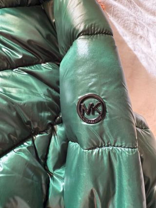 Chaqueta Michael Kors verde packable Talla S