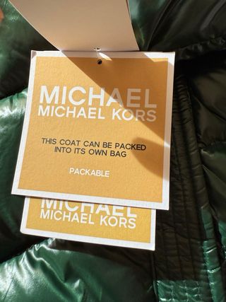 Chaqueta Michael Kors verde packable Talla S