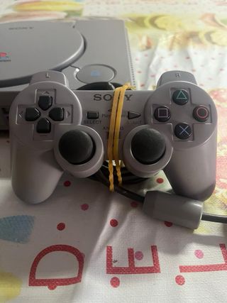 Consola Sony PlayStation 1 completa