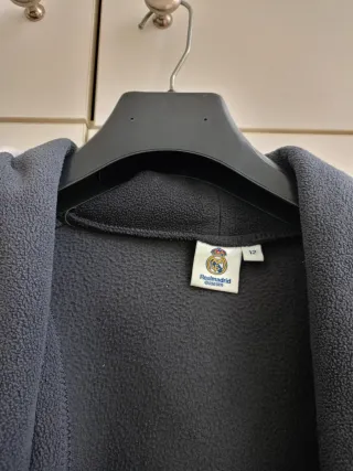 Bata Real Madrid Talla 12 Gris (niño/ joven)