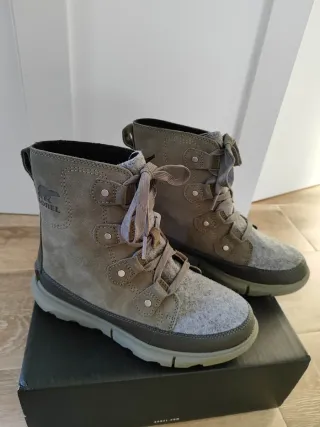 Botas Sorel Talla 37 Gris y verde