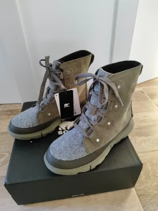 Botas Sorel Talla 37 Gris y verde