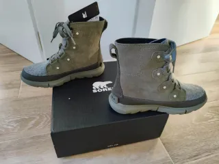Botas Sorel Talla 37 Gris y verde