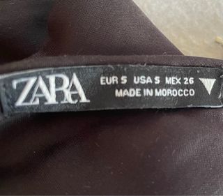 Top satén con pedrería