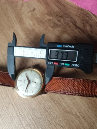 Reloj Festina 17 Rubis Antimagnético Dorado