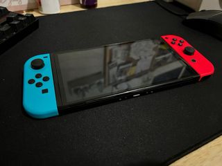 Nintendo Switch OLED con Zelda, Mario Kart e Mario Wonder