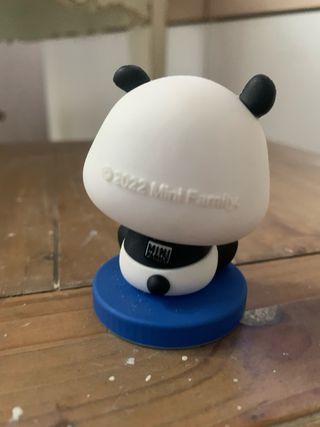 Miniso Panda Pingüino Figura