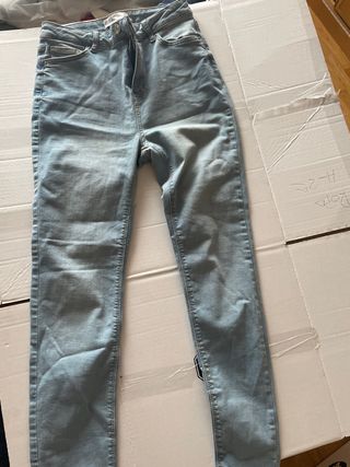 Pantalón vaquero skinny tiro alto
