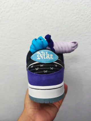 Nike Dunk Low SB Hayley Wilson