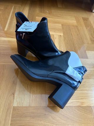 Botines Zara T36 Negro Tacón